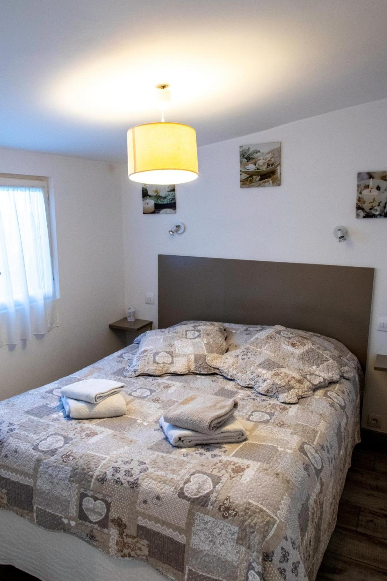 Chalet *